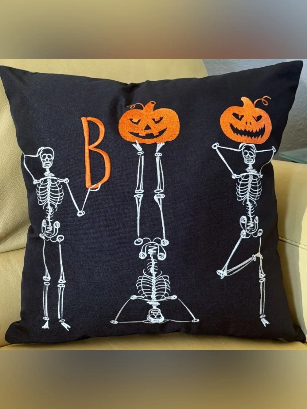 Halloween Embroidered Yoga Skeletons Holding Jack O' Lanterns Pillow Cover New
